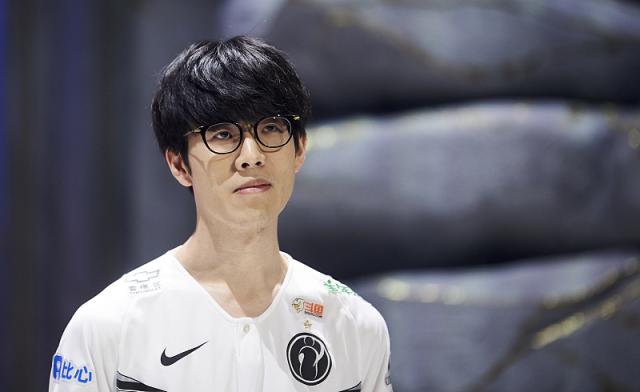 LGD官方：上单选手陈国基（ID：fearness）正式离队